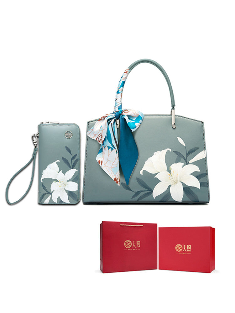 Stylish Leather Diagonal Bag for Mother's Day
