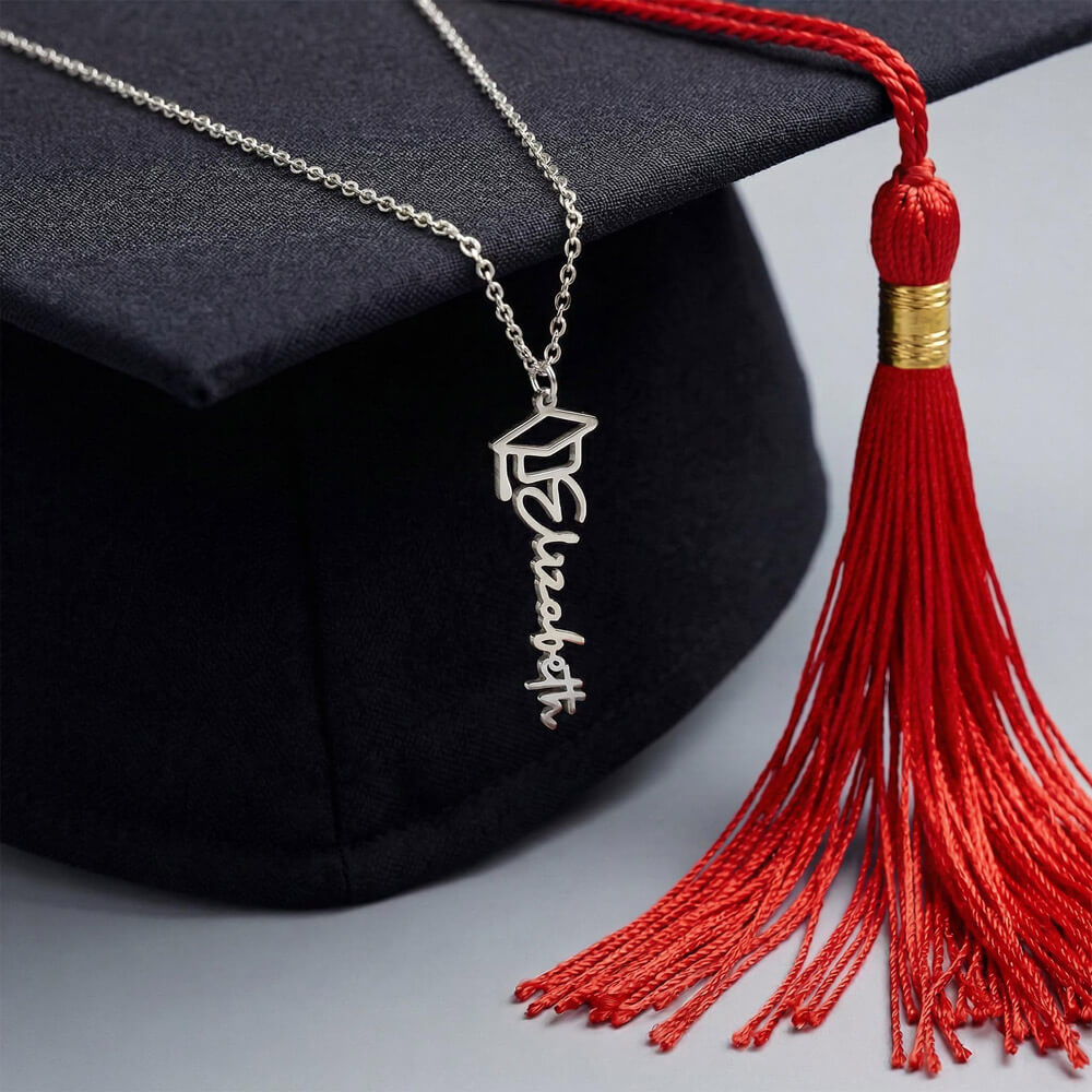 Graduation Name Necklace – Personalized Graduation Gift with Custom Name & Cap Charm